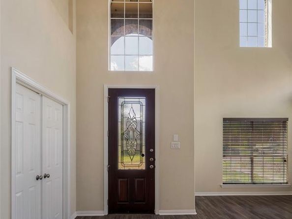 2505  Claymore Avenue , Garland Texas 75043