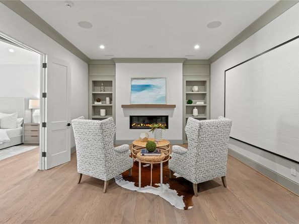 5919  Westgrove Drive , Dallas Texas 75248