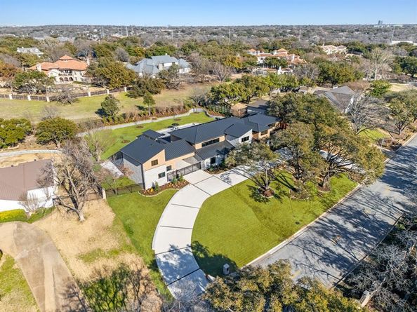 5919  Westgrove Drive , Dallas Texas 75248