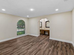 1037  Alicia Lane , Lancaster Texas 75134