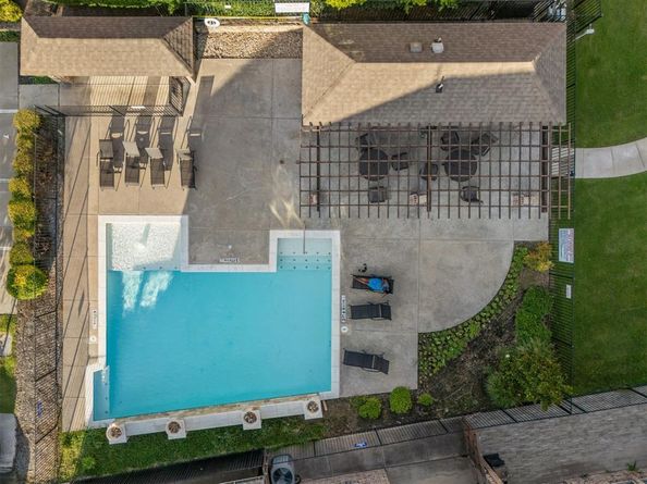 551  Hampshire Drive , Lewisville Texas 75067