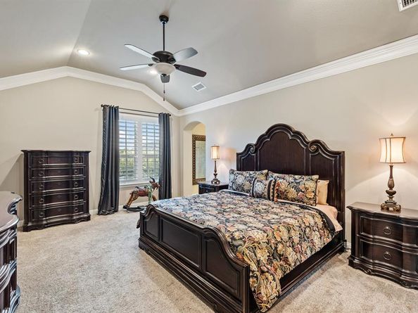 551  Hampshire Drive , Lewisville Texas 75067