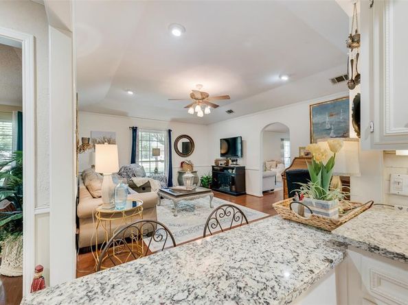 101  Greenway Street , Sunnyvale Texas 75182