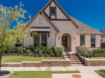 1323  English Setter Drive 