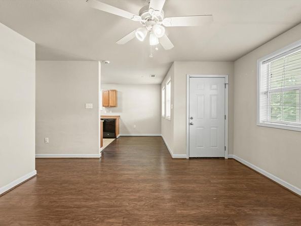 6626  Tyree Street , Dallas Texas 75209