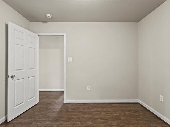 6626  Tyree Street , Dallas Texas 75209