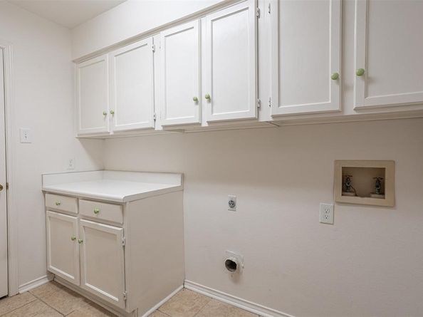 5116  Ledgestone Drive , Fort Worth Texas 76132