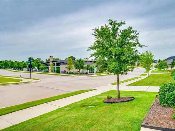 309  Savannah Lane , Oak Point Texas 75068