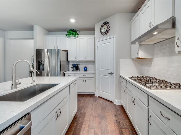 309  Savannah Lane , Oak Point Texas 75068