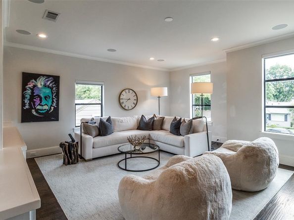 4635 W Amherst Avenue , Dallas Texas 75209