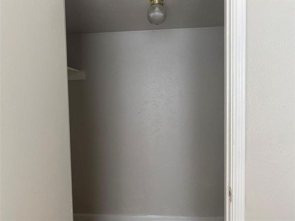 2425  Limestone Drive , Arlington Texas 76014