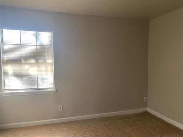 2425  Limestone Drive , Arlington Texas 76014