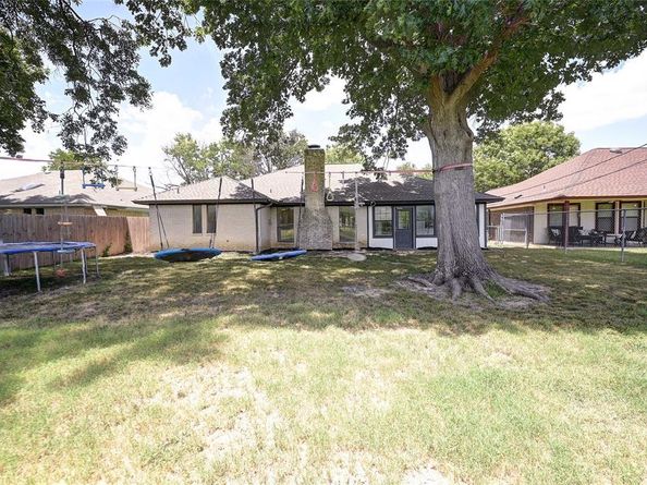 506  Betsy Ross Drive , Arlington Texas 76002