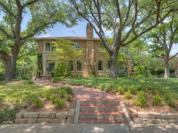 2401  Stadium Drive 