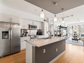 4040 N Hall Street  109, Dallas Texas 75219