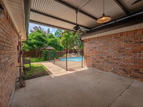 1016  Craig Drive , Mesquite Texas 75181