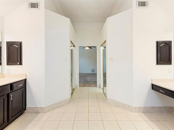 1016  Craig Drive , Mesquite Texas 75181