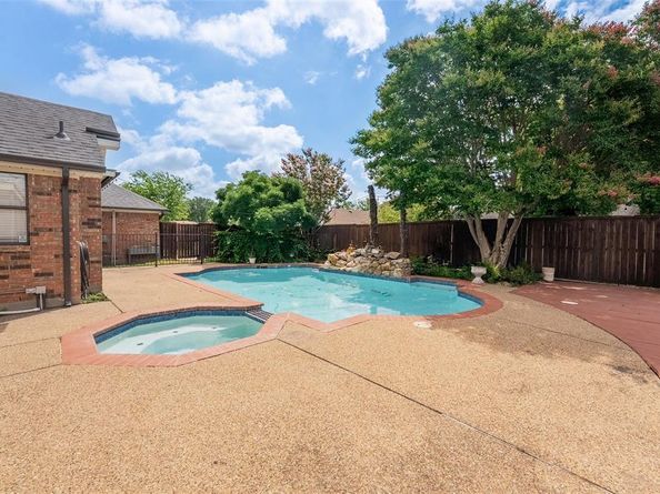 1016  Craig Drive , Mesquite Texas 75181