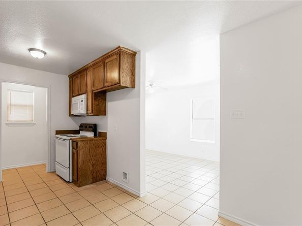 313  Isbell Road  313/315, Fort Worth Texas 76114