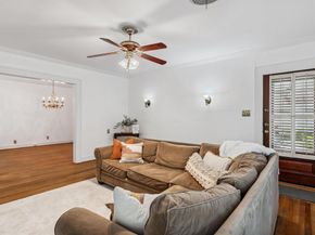 5819  Vanderbilt Avenue , Dallas Texas 75206