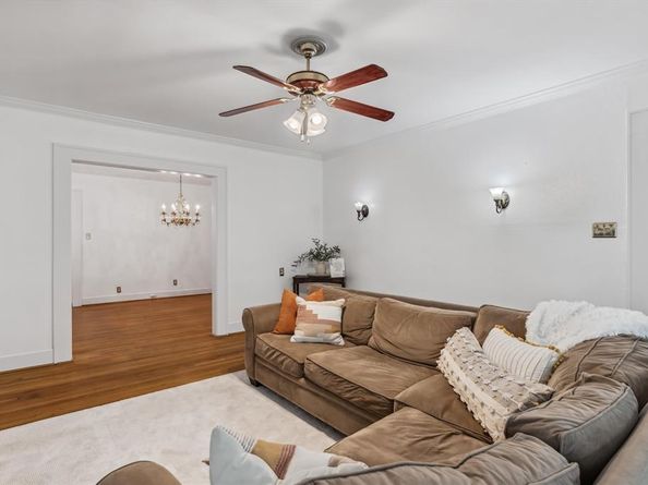5819  Vanderbilt Avenue , Dallas Texas 75206