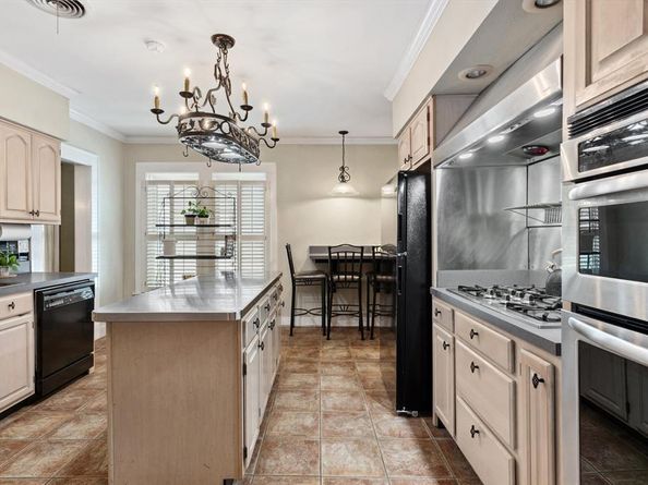 5819  Vanderbilt Avenue , Dallas Texas 75206