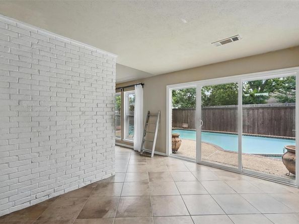 417  Campbell Court , Richardson Texas 75080