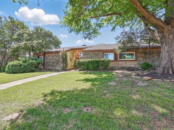 417  Campbell Court , Richardson Texas 75080
