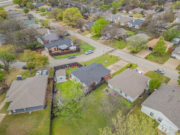 5818  Santa Fe Drive , Arlington Texas 76017