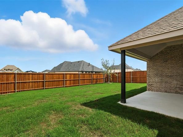 913  Schuberts Road , Justin Texas 76247