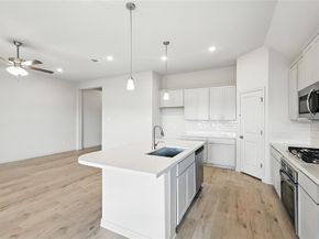 913  Schuberts Road , Justin Texas 76247
