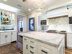 2525 N PEARL Street  1403, Dallas Texas 75201