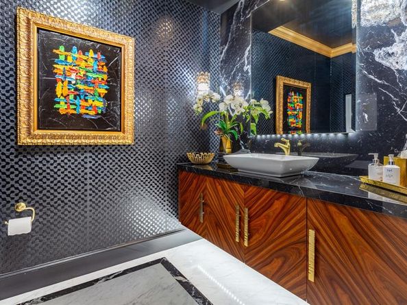 2525 N PEARL Street  1403, Dallas Texas 75201