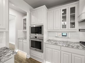 604 S Hidden Lakes Drive , DeSoto Texas 75115