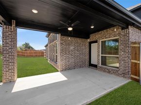 604 S Hidden Lakes Drive , DeSoto Texas 75115