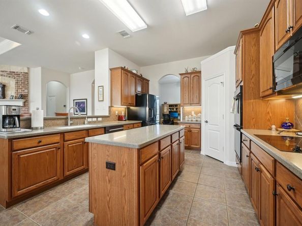 3001  Bald Eagle Court , Fort Worth Texas 76135