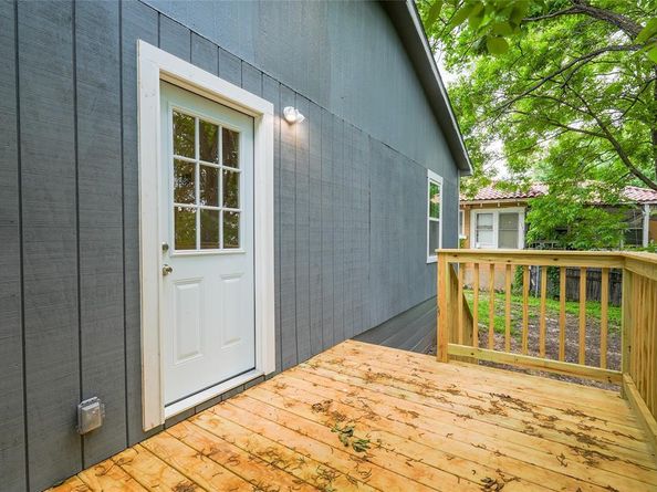 335 N Marsalis Avenue , Dallas Texas 75203