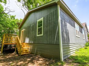 335 N Marsalis Avenue , Dallas Texas 75203