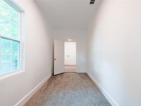 335 N Marsalis Avenue , Dallas Texas 75203