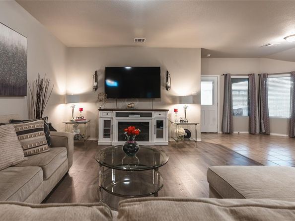 2717  Swift Creek Drive , Fort Worth Texas 76123