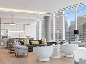 1747  Leonard Street  2402, Dallas Texas 75201