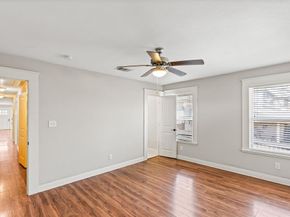 816 N Beckley  , Dallas Texas 75203