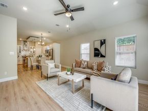 929 S Marlborough Avenue , Dallas Texas 75208