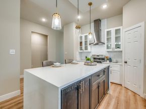929 S Marlborough Avenue , Dallas Texas 75208