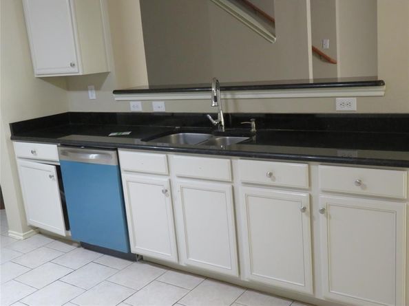 8406  Paxton Run Court , Arlington Texas 76002