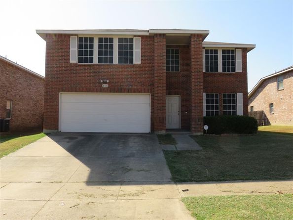 8406  Paxton Run Court , Arlington Texas 76002