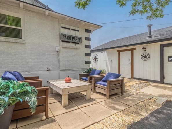 9207  Angora Street , Dallas Texas 75218