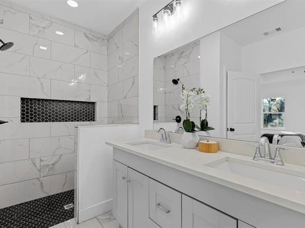 815  Lake View Ridge  , White Settlement Texas 76108