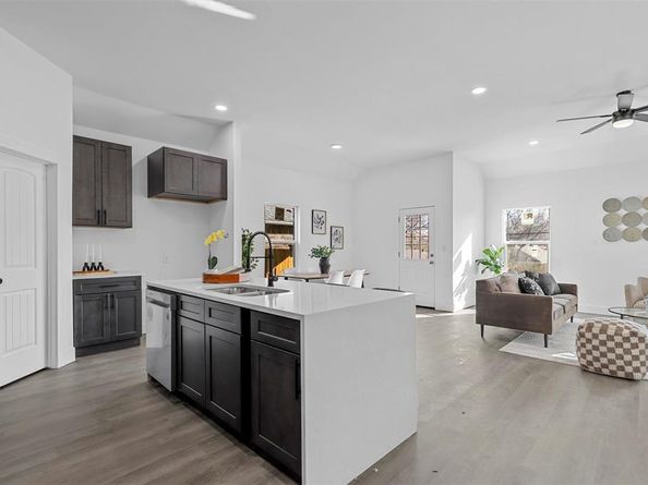 815  Lake View Ridge  , White Settlement Texas 76108