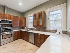 5502  Victor Street , Dallas Texas 75214